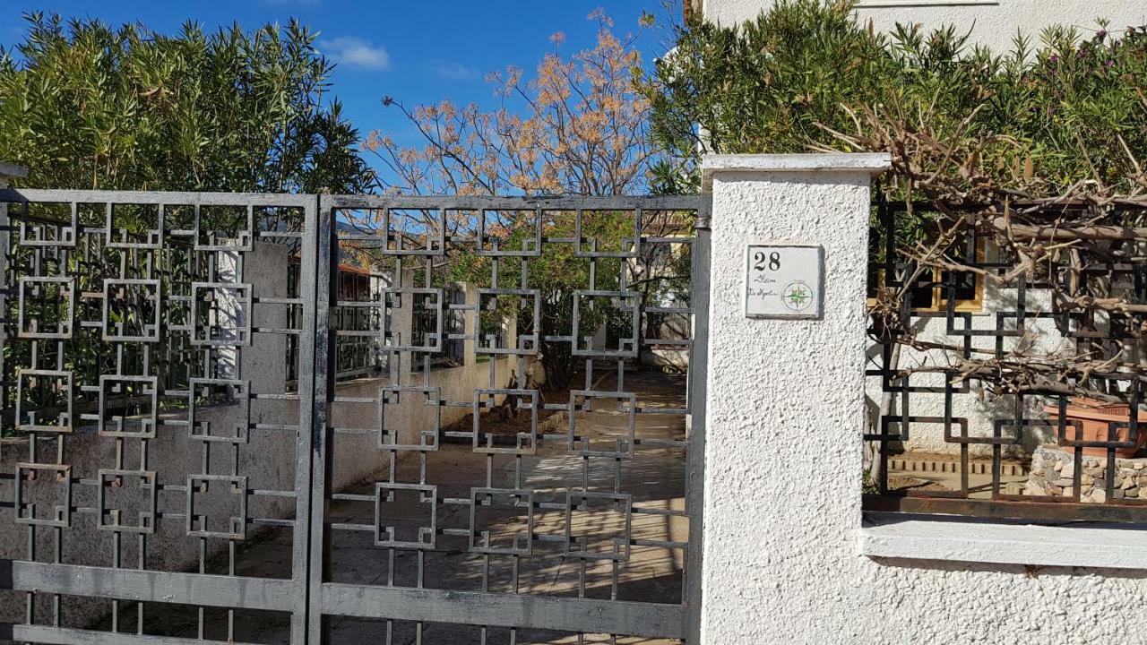 Villa Sul Mare A Chia Domus De Maria Kültér fotó