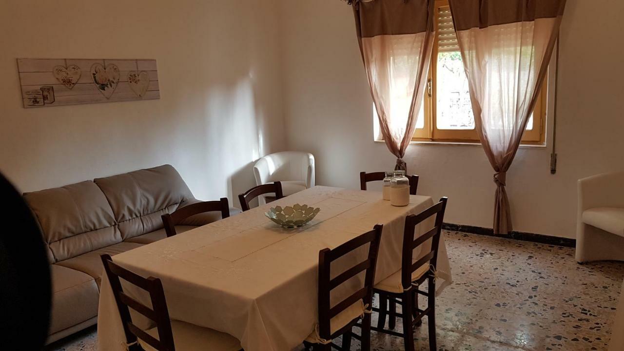Villa Sul Mare A Chia Domus De Maria Kültér fotó