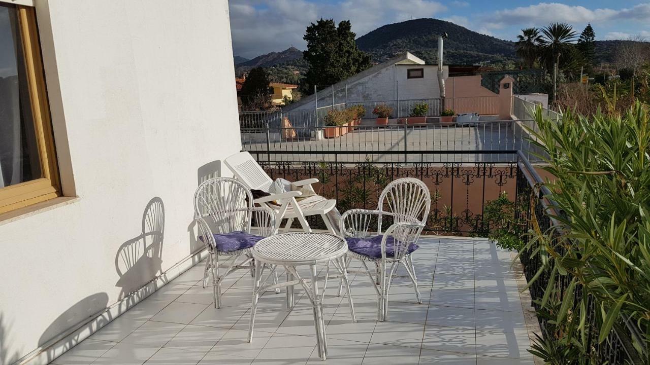 Villa Sul Mare A Chia Domus De Maria Kültér fotó