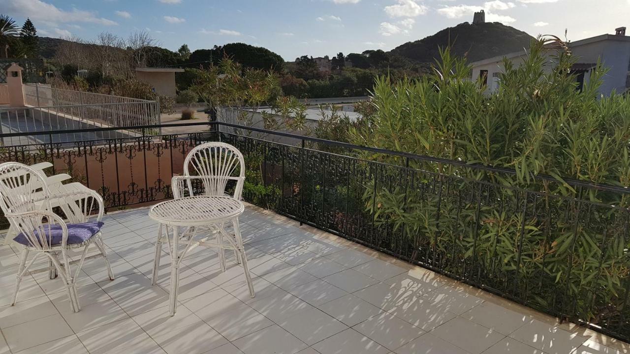 Villa Sul Mare A Chia Domus De Maria Kültér fotó